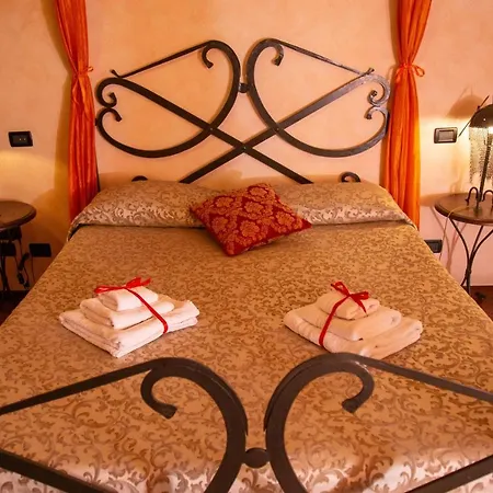 Antica Corte Dei Principi Charming 2* ルッカ